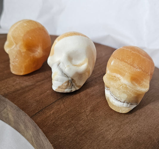 Yellow Banded Calcite Skull – 2 inch