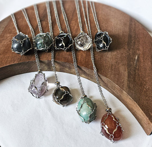 Interchangeable Crystal Cage Necklace – Stainless Steel Tumbled Stone Pendant (Includes 1 Stone) | Changeable Healing Crystal Jewelry by Sabrina’s Little Witchy Things