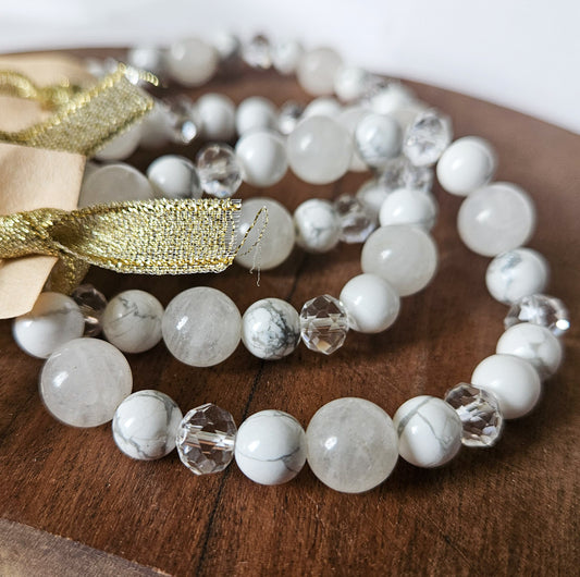 The Serene Oracle - Howlite, Milky Quartz and Faceted Glass Bracelet