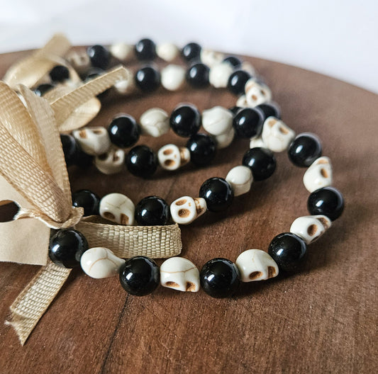 Warded Buccaneer – Obsidian with Magnasite Skulls Bracelet